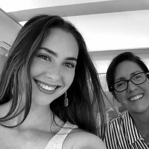 Meet your Posher, Caroline